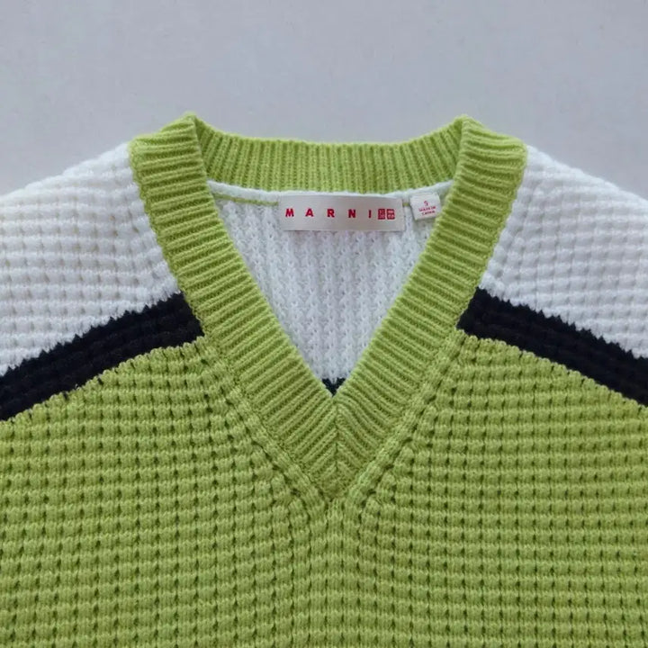 [BUNJANG] Marni x Uniqlo Knit Vest S / 마르니 X 유니클로 니트 베스트 S