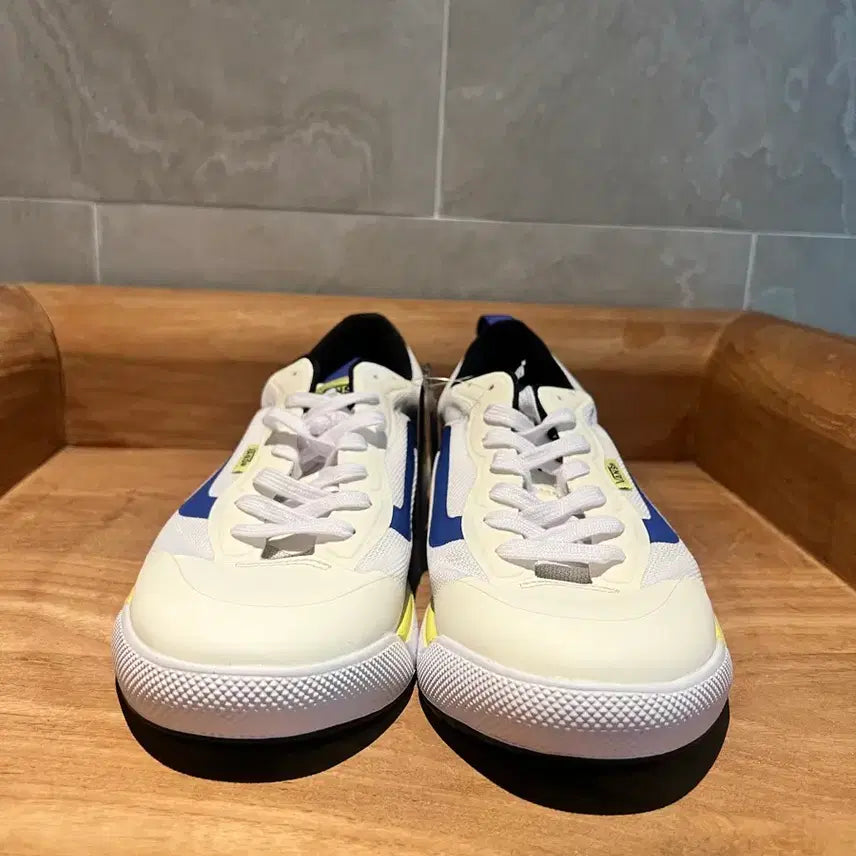 [BUNJANG] EXO UltraRange Sneakers / 반스 울트라레인지 엑소 275,280