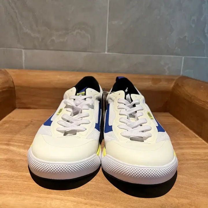 [BUNJANG] EXO UltraRange Sneakers / 반스 울트라레인지 엑소 275,280