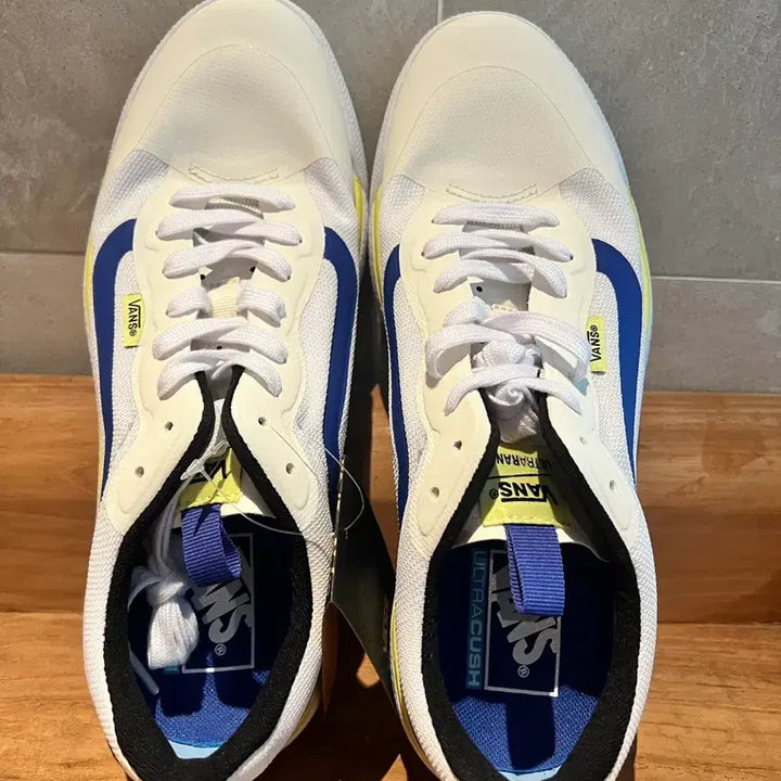 [BUNJANG] EXO UltraRange Sneakers / 반스 울트라레인지 엑소 275,280