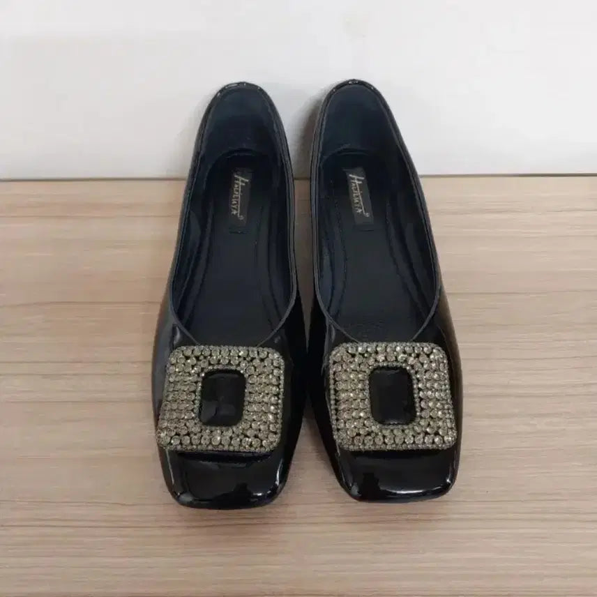 [BUNJANG] Square Cubic Embellished Flat Shoes / 여성 스퀘어 큐빅 플랫슈즈, 가죽로퍼 (36/ 230)