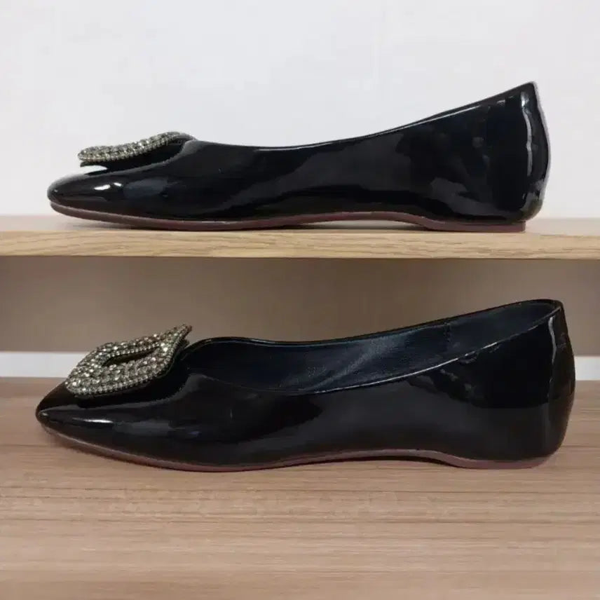 [BUNJANG] Square Cubic Embellished Flat Shoes / 여성 스퀘어 큐빅 플랫슈즈, 가죽로퍼 (36/ 230)