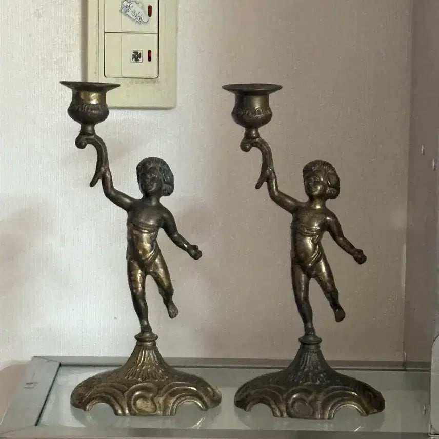 [BUNJANG] Vintage Bronze Angel Candle Holder Pair / 유럽 빈티지 브론즈 아기 천사 촛대 한 쌍