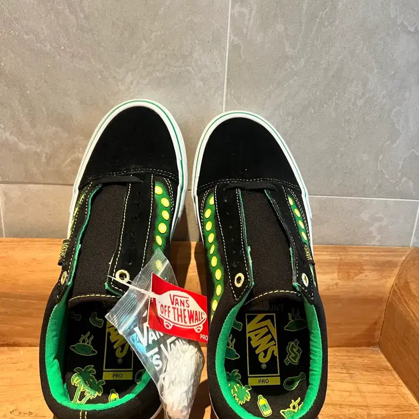 [BUNJANG] Vans Old Skool Pro Shake Sneakers (Size 270) / 반스 올드스쿨 프로 쉐이크 정트 270