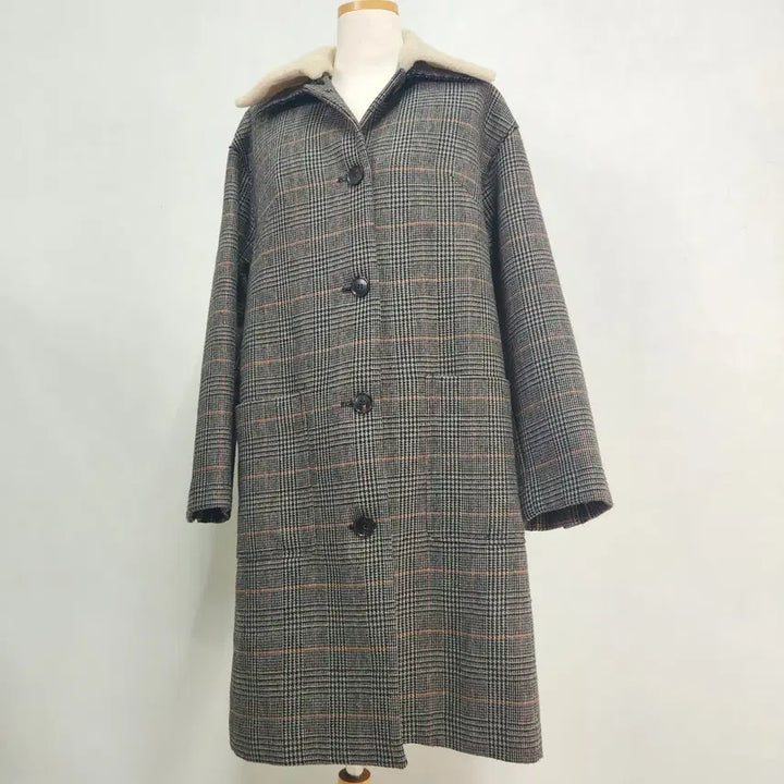 [BUNJANG] a.t.corner Check Quilted Coat (85) / a.t.corner 뒷면 자수 포인트 체크 누빔 코트 (85)