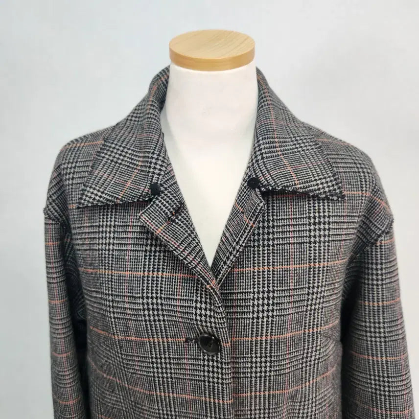 [BUNJANG] a.t.corner Check Quilted Coat (85) / a.t.corner 뒷면 자수 포인트 체크 누빔 코트 (85)