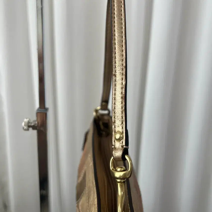 [SOLD OUT] 코치 패치웍 미니 숄더백