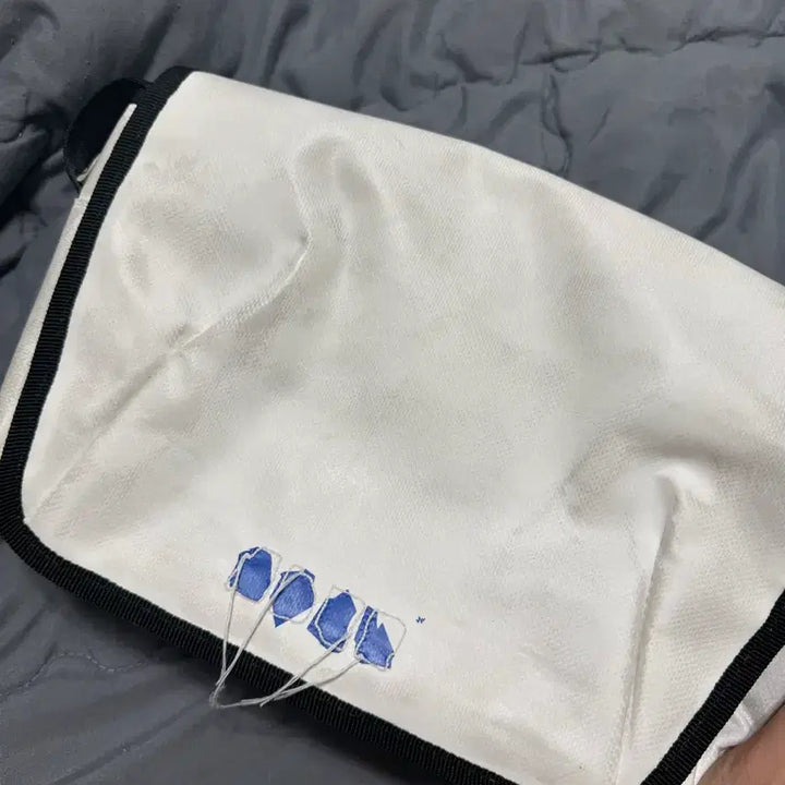 [BUNJANG] ADER Error Crossbody Bag White / 아더에러 크로스백 화이트