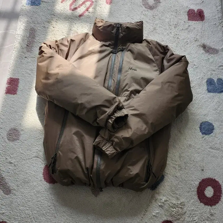 [BUNJANG] NANGA Aurora Down Jacket Medium Grey / [M] NANGA 오로라 다운 재킷