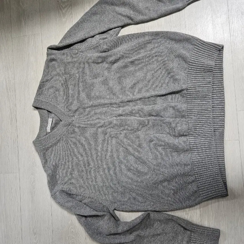 [BUNJANG] Aespa Cotton V-Neck Knit (Gray, XL) / 애습 코튼브이넥 니트 그레이 xl