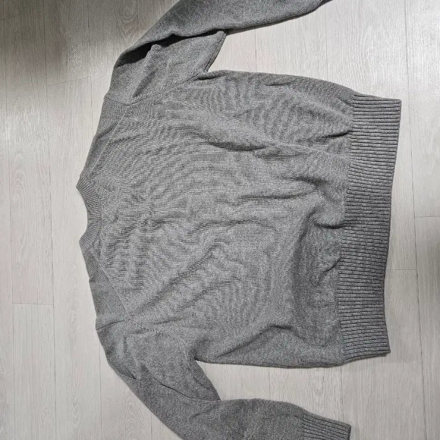 [BUNJANG] Aespa Cotton V-Neck Knit (Gray, XL) / 애습 코튼브이넥 니트 그레이 xl