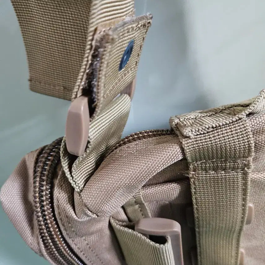 [BUNJANG] Military Tactical Crossbody Bag / 밀리터리 택티컬 크로스백 가방