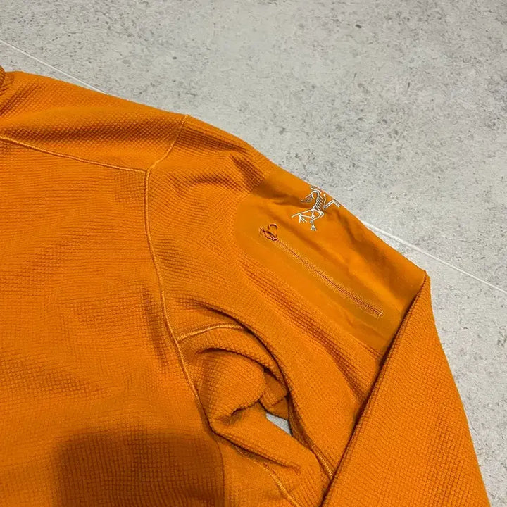 [BUNJANG] Arc'teryx Delta LT Orange L-size / 아크테릭스 델타 LT 오렌지 L사이즈