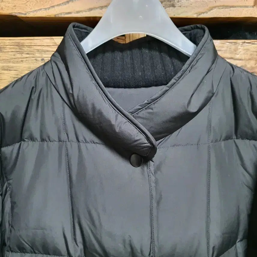 [BUNJANG] Benetton Goose Down Long Padded Coat / 베네통 누빔 니트배색 포인트 구스다운 롱패딩, 55~66