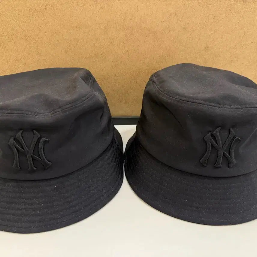 [BUNJANG] MLB New York Yankees Black Bucket Hat / MLB 뉴욕 양키스 블랙 버킷햇 57 , 59 사이즈