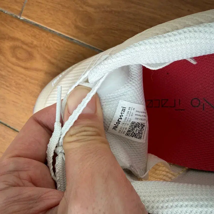[BUNJANG] Normal Tomir 02 Beige UK 11 Sneakers / 노말 토미르 02 베이지 UK 11 290