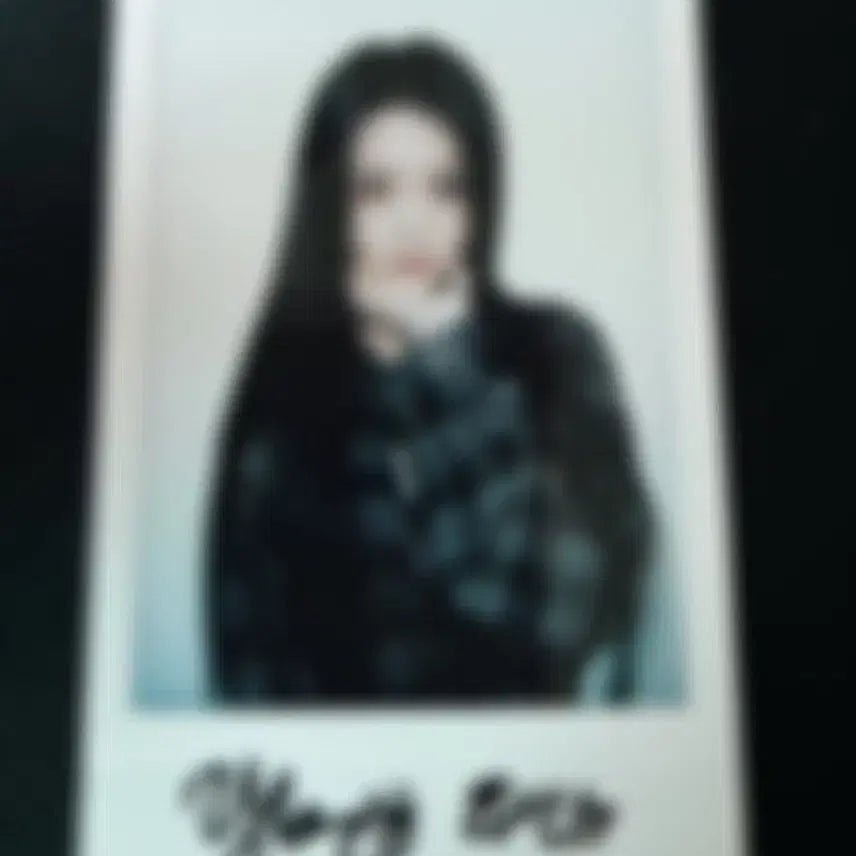 tripleS 트리플에스 공유빈 싸인 폴라로이드