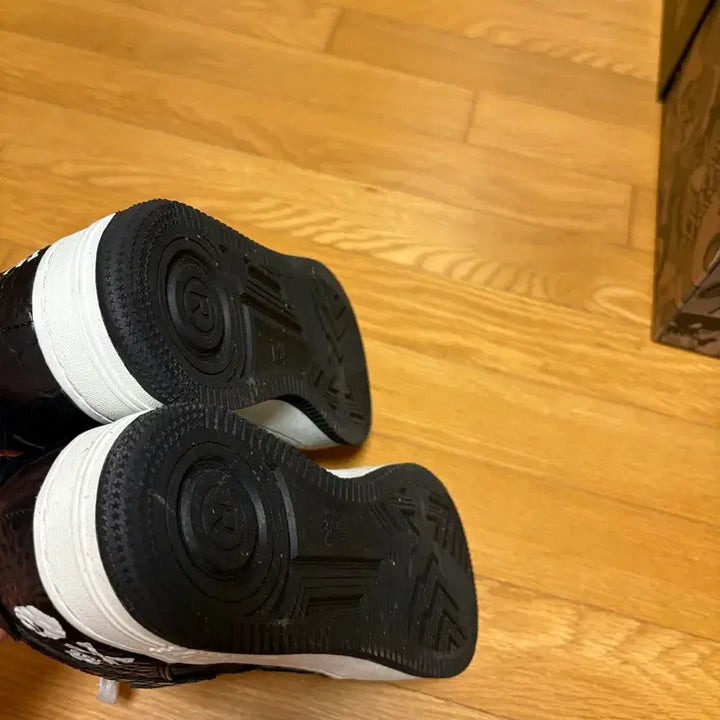 [BUNJANG] BAPE Neighborhood Sneakers / 베이프스타 네이버후드