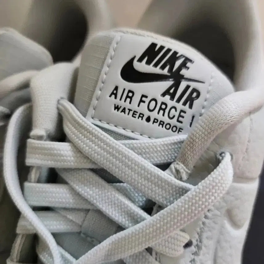 [BUNJANG] Nike Air Force Waterproof Shoes (Size 250) / (새제품) 나이키 에어포스 워터프루프(방수) 250