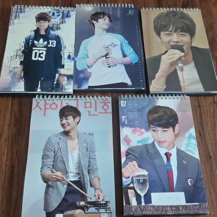 [BUNJANG] SHINee Minho Calendar, Poster, Best Choice Lenticular Bundle Set / 샤이니 민호 달력,포스터 등 일괄판매