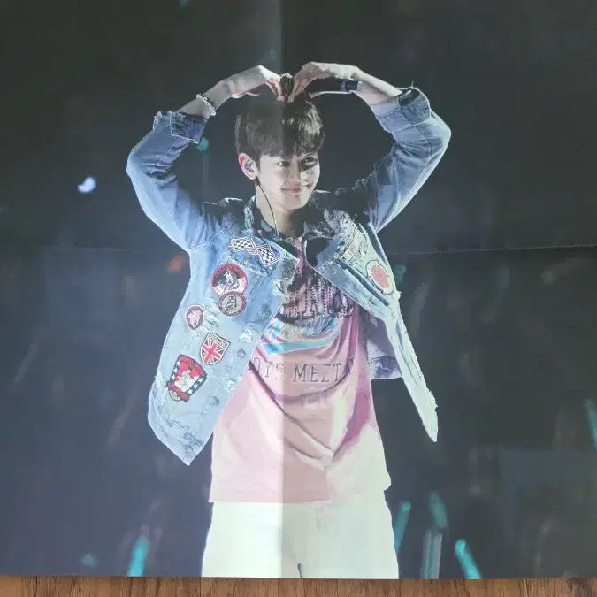 [BUNJANG] SHINee Minho Calendar, Poster, Best Choice Lenticular Bundle Set / 샤이니 민호 달력,포스터 등 일괄판매