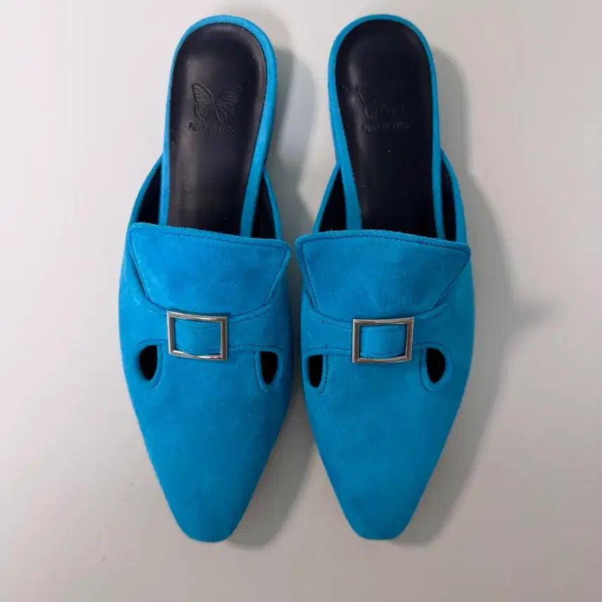[SOLD OUT] 터키색 스웨이드 뮬 새상품 (240 사이즈)