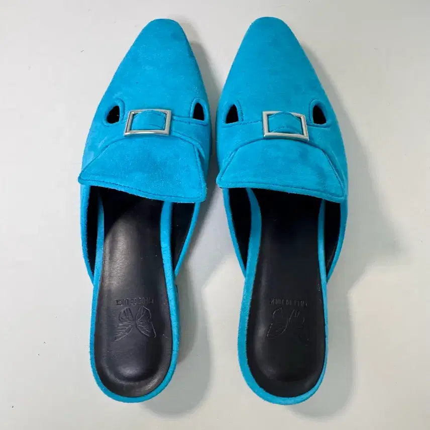 [SOLD OUT] 터키색 스웨이드 뮬 새상품 (240 사이즈)