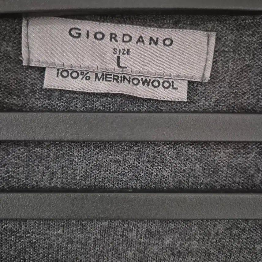 [BUNJANG] Giordano Merino Wool Cardigan / [100]지오다노 메리노울 가디건