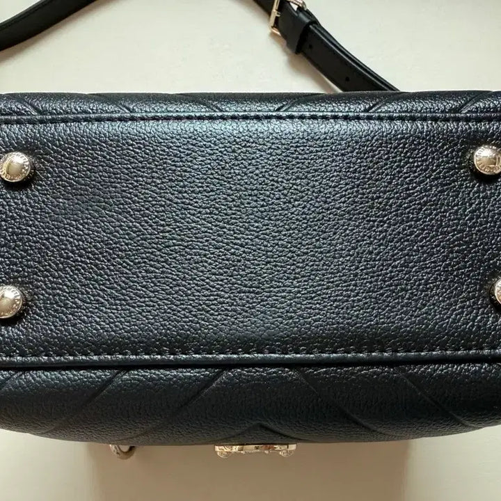 [BUNJANG] Metrocity Crossbody Bag / 메트로시티가방