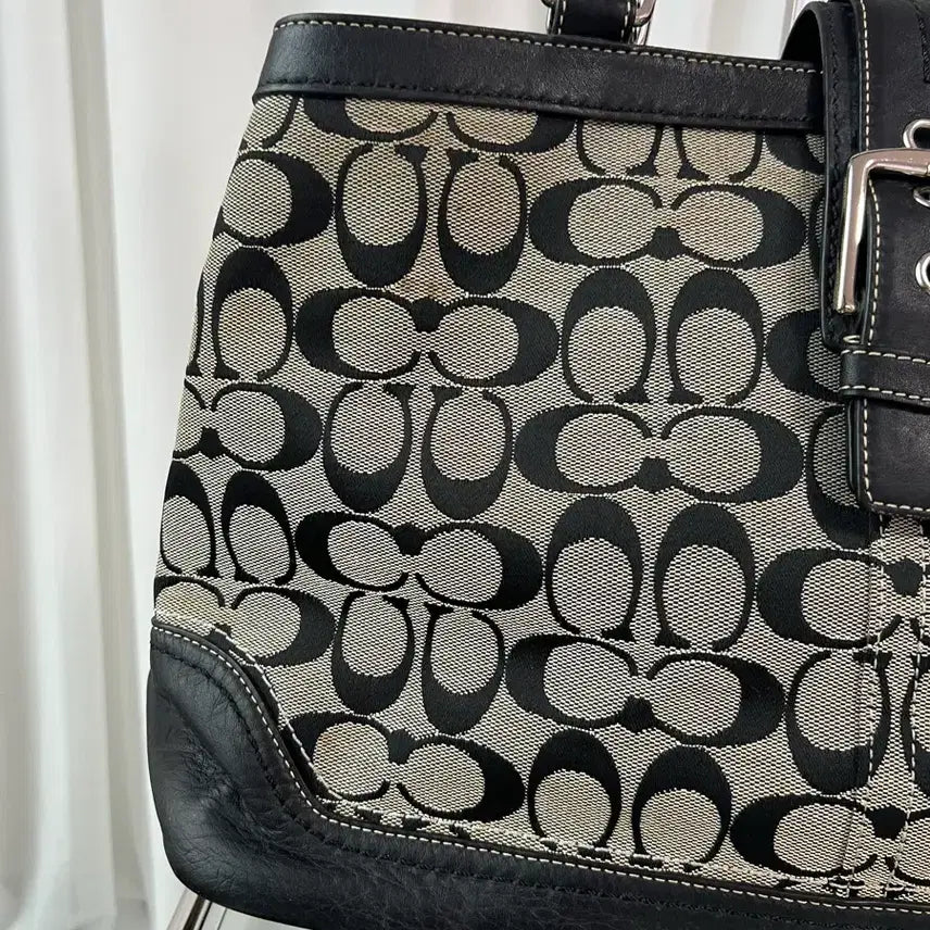 [BUNJANG] Coach Signature Soho Tote Bag / 코치 시그니처 소호 토트백