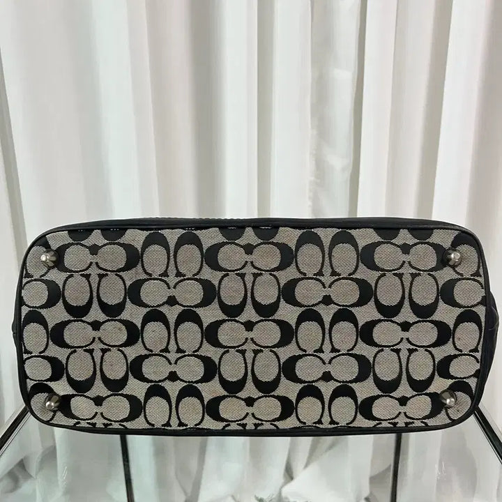 [BUNJANG] Coach Signature Soho Tote Bag / 코치 시그니처 소호 토트백