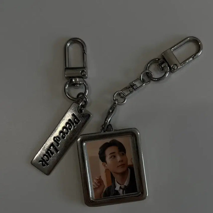 [BUNJANG] Day6 Young K Keyring / 데이식스 영케이 키링