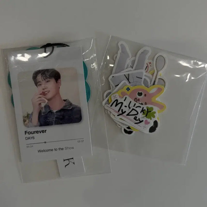 [BUNJANG] Day6 Young K Keyring / 데이식스 영케이 키링