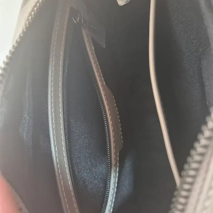 [BUNJANG] TANDY Beige City Crossbody Bag / 딱 1번 사용한 거의 새 제품. TANDY 탠디 베이지 시티 크로스백