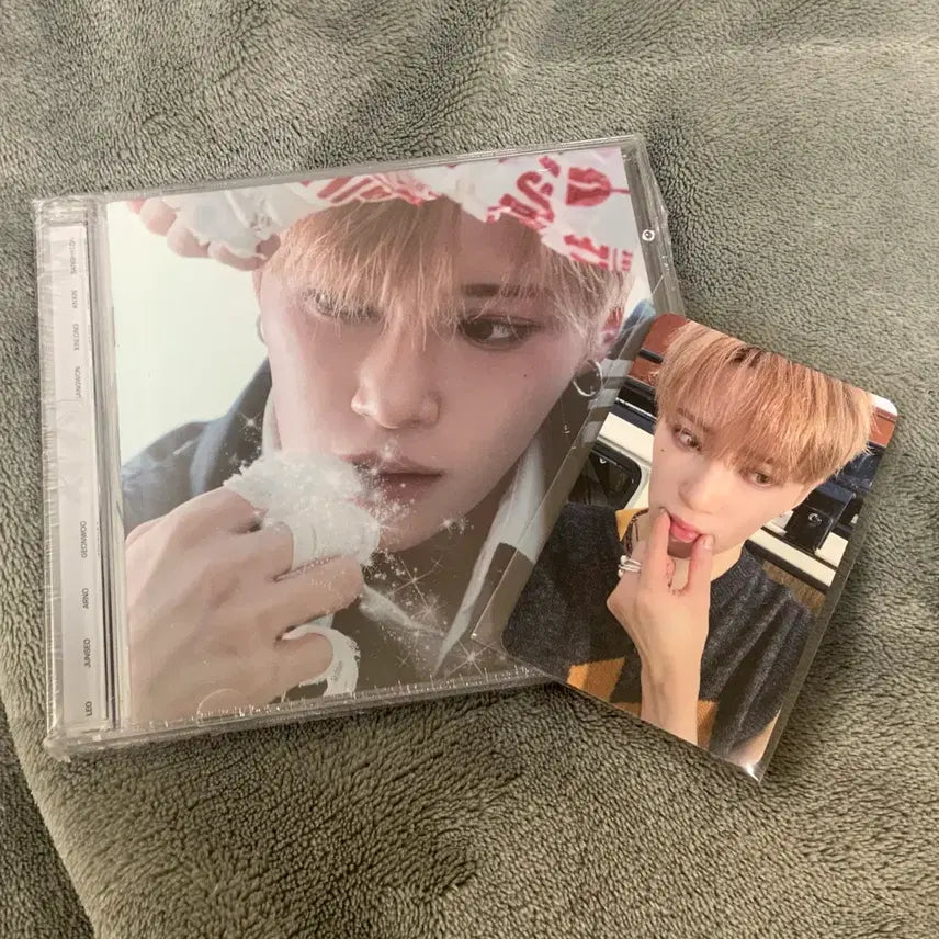 알디원 아르노 메이크스타 입꼬리 미공포 포카 쥬얼 앨범 / 장지아하오