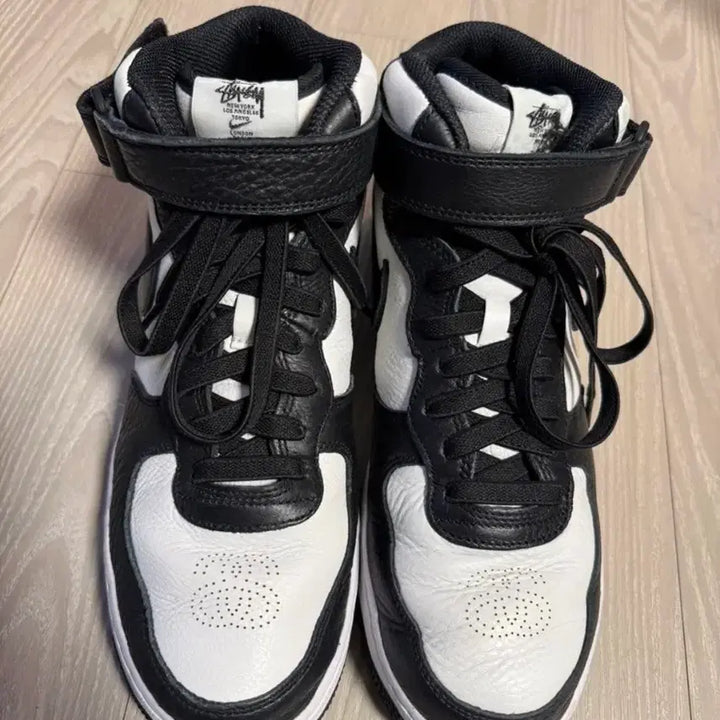 [BUNJANG] Nike Stussy Air Force 1 '07 Mid SP (Size 280) / 나이키 스투시 에어포스1 '07 미드 SP 280