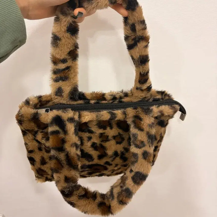 [BUNJANG] Kitty Leopard Mini Bag / 키티 호피 미니백