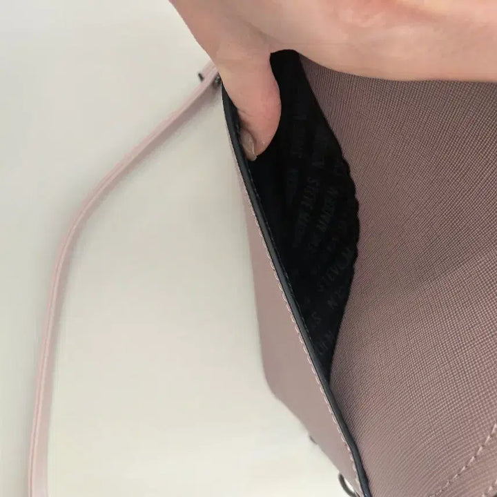 [SOLD OUT] 새상품. 스티브매든 STEVE MADDEN 크로스바디백