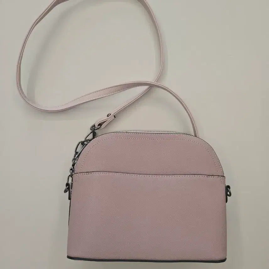 [SOLD OUT] 새상품. 스티브매든 STEVE MADDEN 크로스바디백