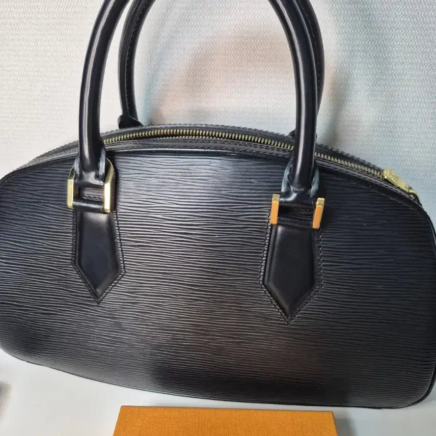 [BUNJANG] Louis Vuitton Jasmin Epi Leather Tote Bag / 루이비통 정품 블랙 에피 에삐 레더 자스민 토트백 싸게 팝니다