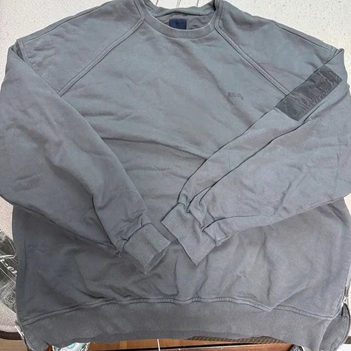 [BUNJANG] Junji Gray M Sweatshirt / 준지 어깡 맨투맨 그레이 M