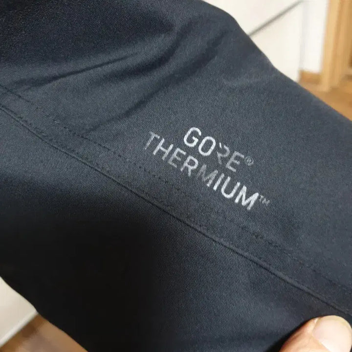 [BUNJANG] Goose Down Padded Jacket (Men's Size 105) / k2 구스패딩 남105 고어서미움 거의새것