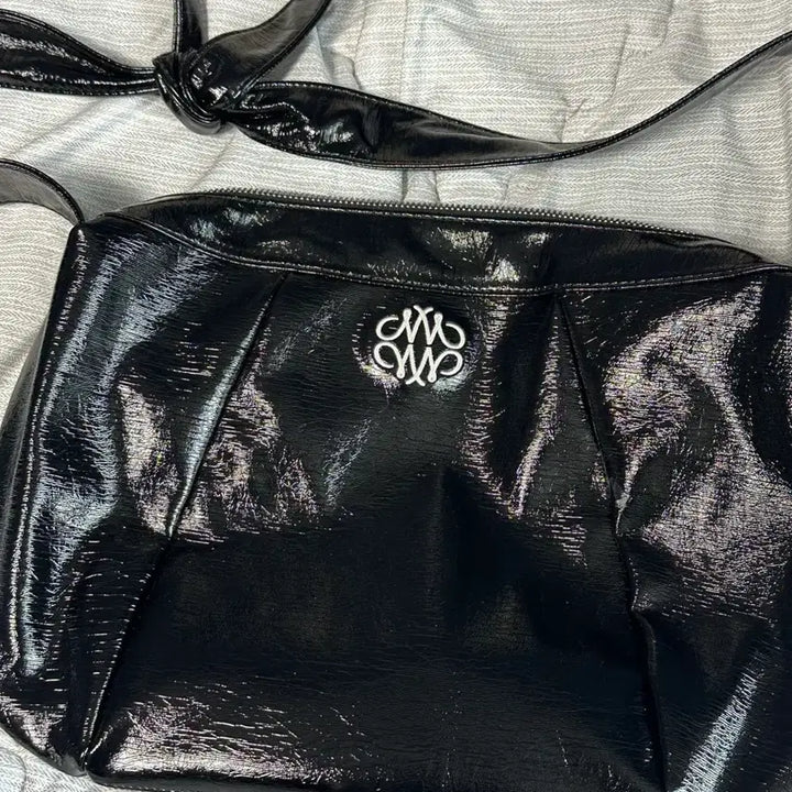 [BUNJANG] Nick & Nicole Black Shoulder Bag / 닉앤니콜 블랙 숄더백