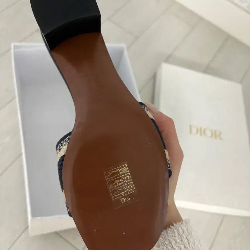 [BUNJANG] Dior Dway Mule Heels / 디올 Dway 뮬 힐