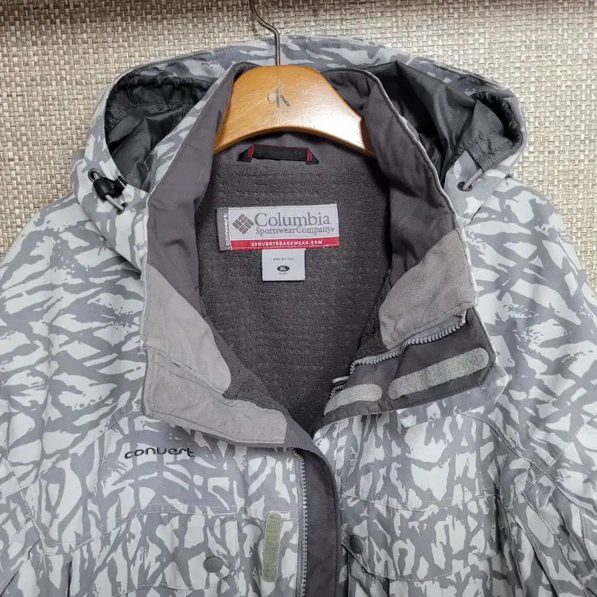 [BUNJANG] Columbia CONVERT Jacket XL 110-115 Size / XL 110~115사이즈 컬럼비아 CONVERT 자켓 빅사이즈 코프코어