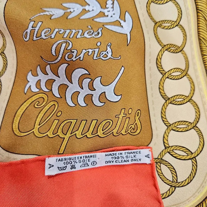 [BUNJANG] Hermes Cliquetis Silk Scarf Carre 90 / 에르메스(Hermes) 실크 빈티지스카프 까레 90