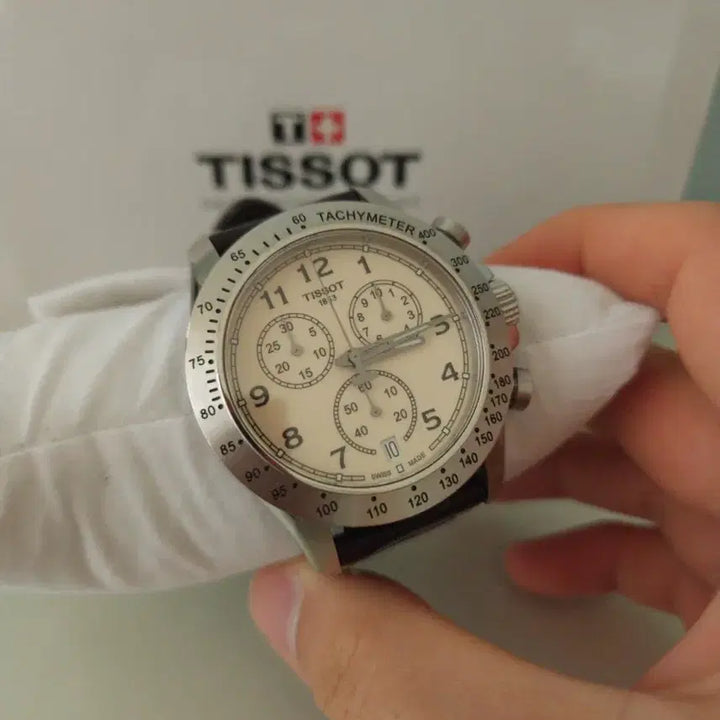 [BUNJANG] Tissot V8 Chronograph Watch / 네고가능 풀박 정가 60 티쏘 V8 크로노그래프 100미터 방수 가죽시계