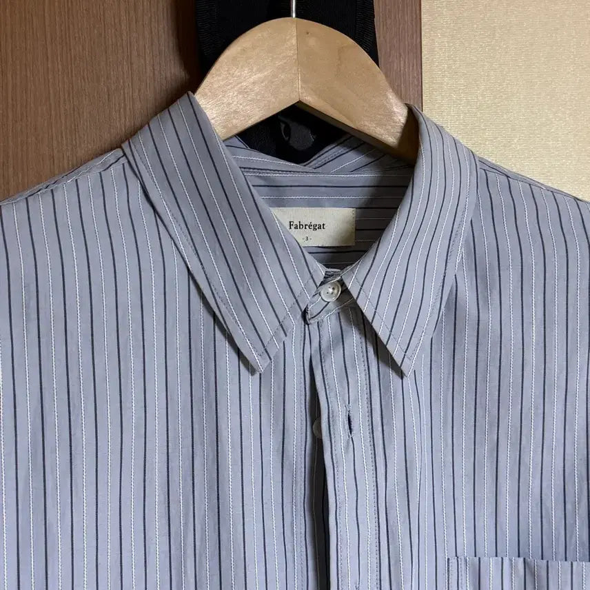 [BUNJANG] Fabrega Lauren Stripe Shirt Sky Blue / [3] 로렌 스트라이프 셔츠 스카이 블루