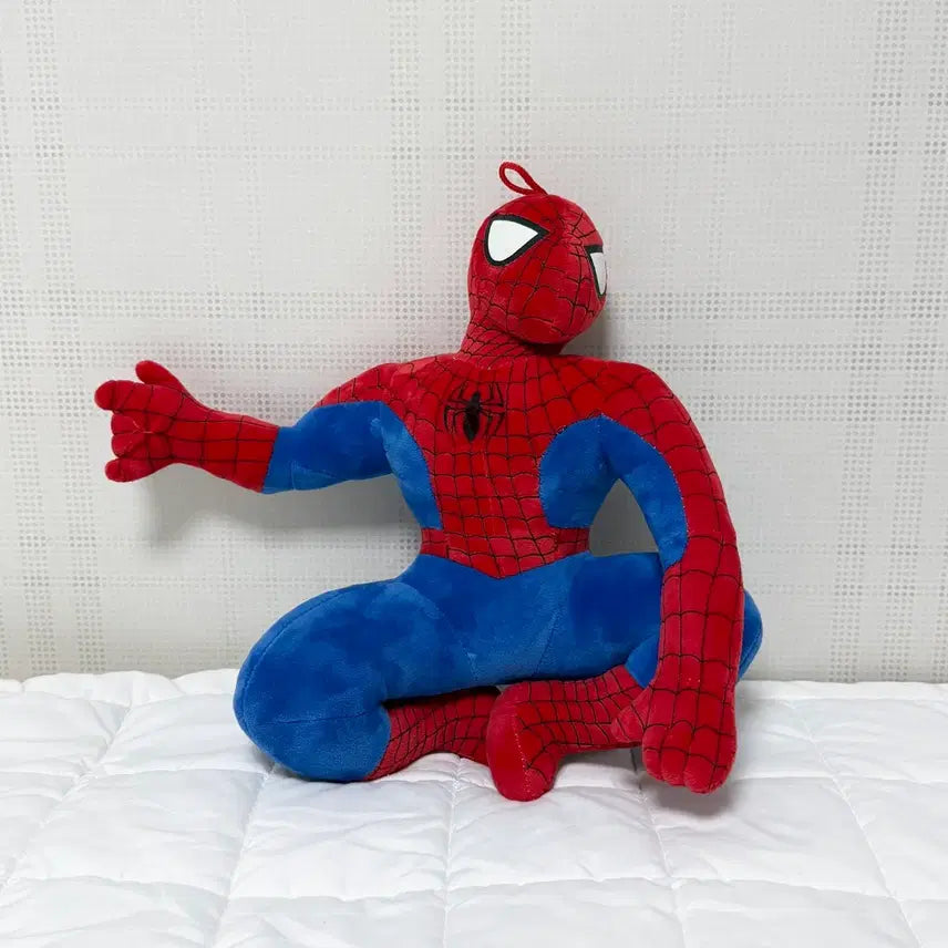 [BUNJANG] Spider-Man 35cm Plush Doll / 스파이더맨 봉제인형, 35cm