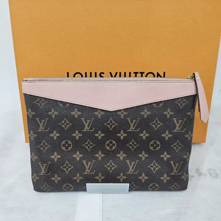 [BUNJANG] Louis Vuitton Monogram Clutch Pink / 루이비통 모노그램 클러치 핑크